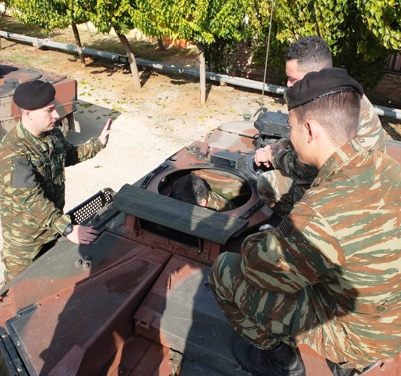 Μετεκπαίδευση Εφέδρων Αξιωματικών στη Σχολή Τεθωρακισμένων - Εντυπωσιακές εικόνες