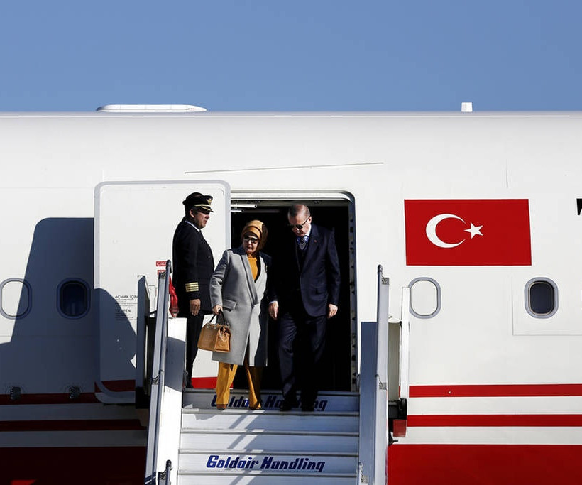Επίσκεψη Ερντογάν: Έφτασε στην Αθήνα ο Τούρκος πρόεδρος - Οι πρώτες εικόνες (pics)