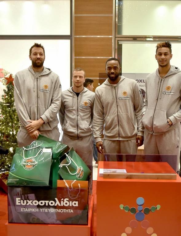 Οι παίκτες της ΚΑΕ Παναθηναϊκός Superfoods Ιαν Βουγιούκας, Λούκας Λεκαβίτσιους, Κει Σι Ρίβερς, Ζακ Όγκαστ