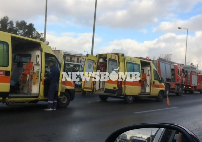 ΕΚΤΑΚΤΟ: Τροχαίο - ΣΟΚ στην Εθνική Οδό Αθηνών - Λαμίας (σοκαριστικές εικόνες και βίντεο)
