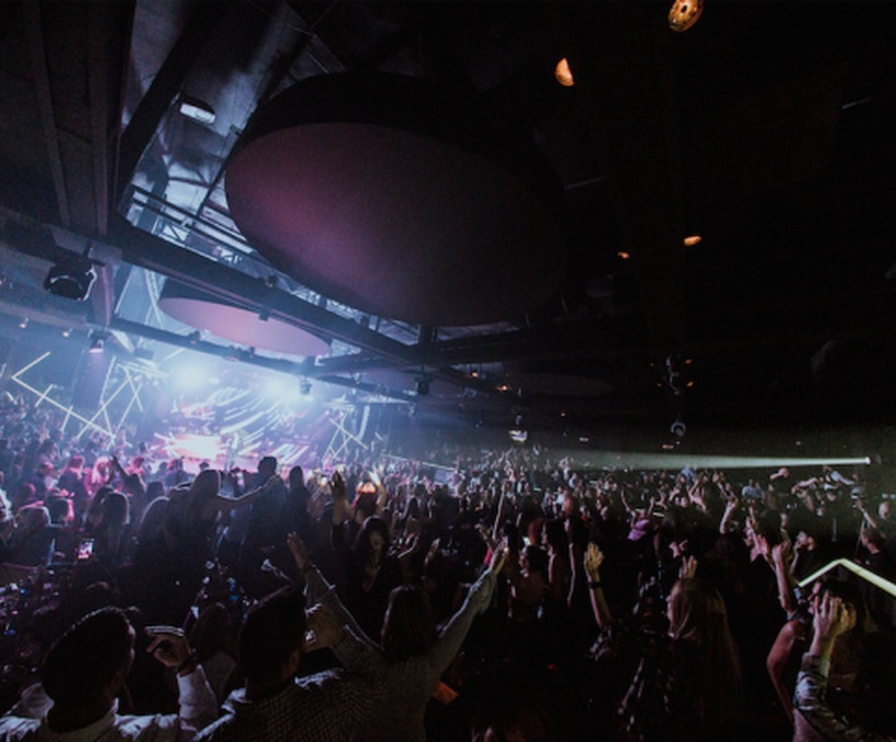 Φέτος γιορτάζουμε με Πάνο Κιάμο και Αντύπα στο «Club 22»! 