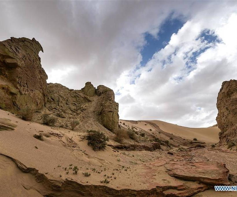 Κι όμως κάπου στον κόσμο χτίζεται ένα «αρειανό» χωριό - Δείτε πού