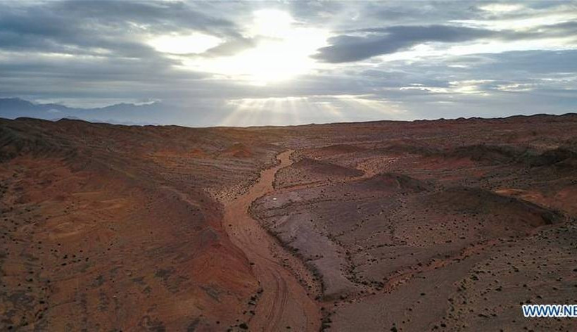 Κι όμως κάπου στον κόσμο χτίζεται ένα «αρειανό» χωριό - Δείτε πού