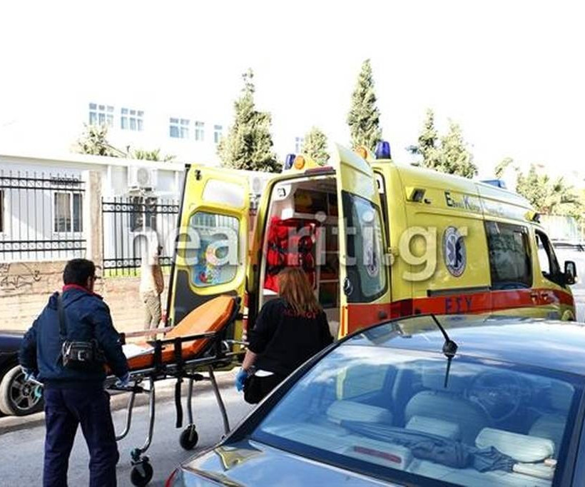 Συναγερμός στο ΕΚΑΒ - σε κωματώδη κατάσταση εντοπίστηκε νεαρός