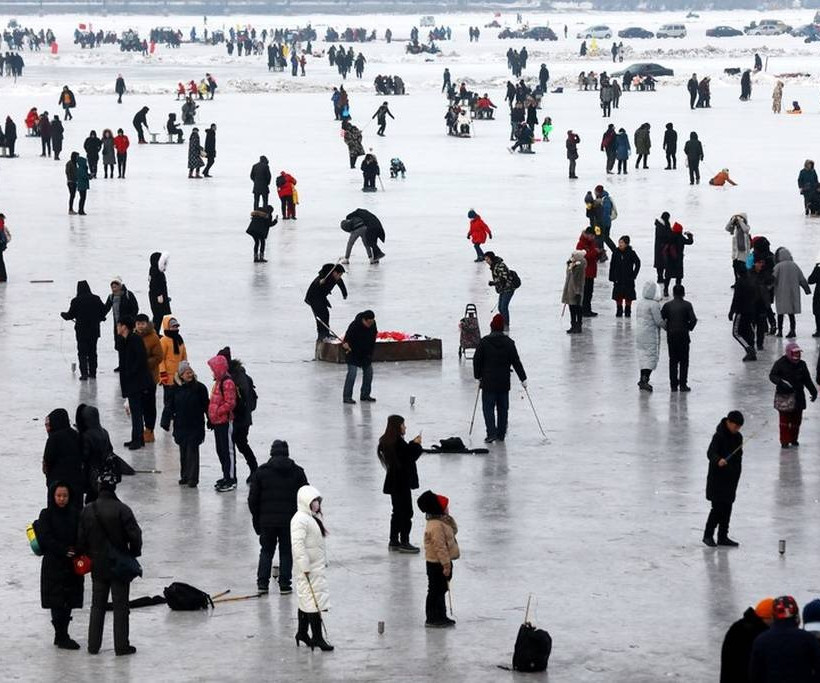 Σφοδρές χιονοπτώσεις «παρέλυσαν» την Κίνα - Τουλάχιστον 21 νεκροί (Pics)