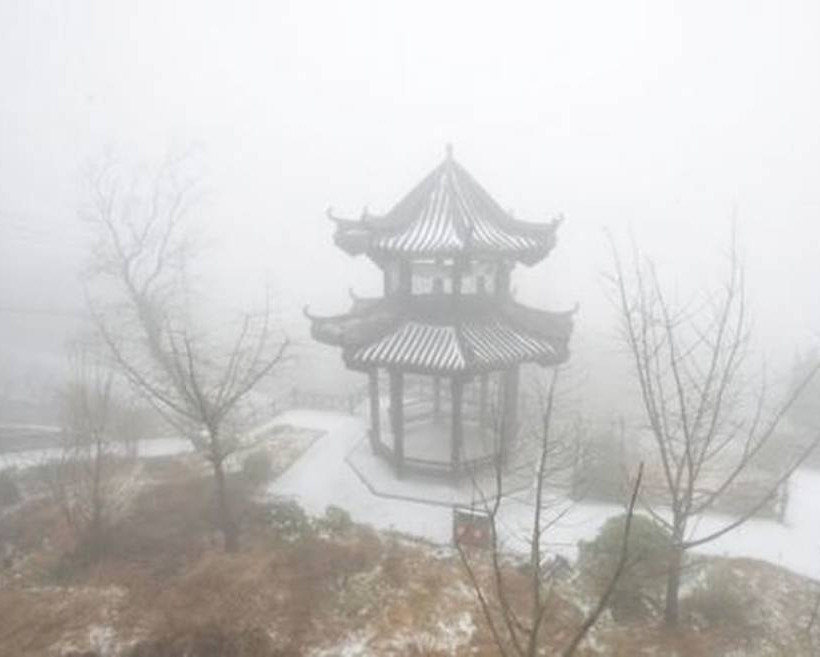 Σφοδρές χιονοπτώσεις «παρέλυσαν» την Κίνα - Τουλάχιστον 21 νεκροί (Pics)