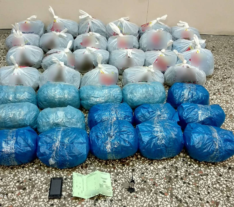 Καστοριά: Το αυτοκίνητο έκρυβε το... μυστικό (pics)