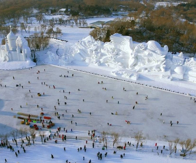 Χάρμπιν: Η πόλη από χιόνι και πάγο που χτίζεται τον χειμώνα και γκρεμίζεται την άνοιξη (Pics)