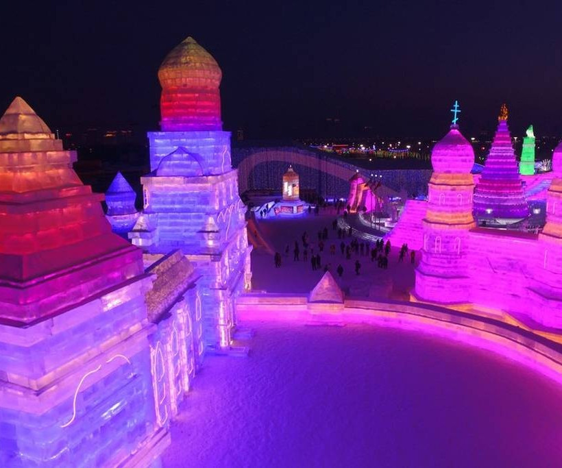 Χάρμπιν: Η πόλη από χιόνι και πάγο που χτίζεται τον χειμώνα και γκρεμίζεται την άνοιξη (Pics)