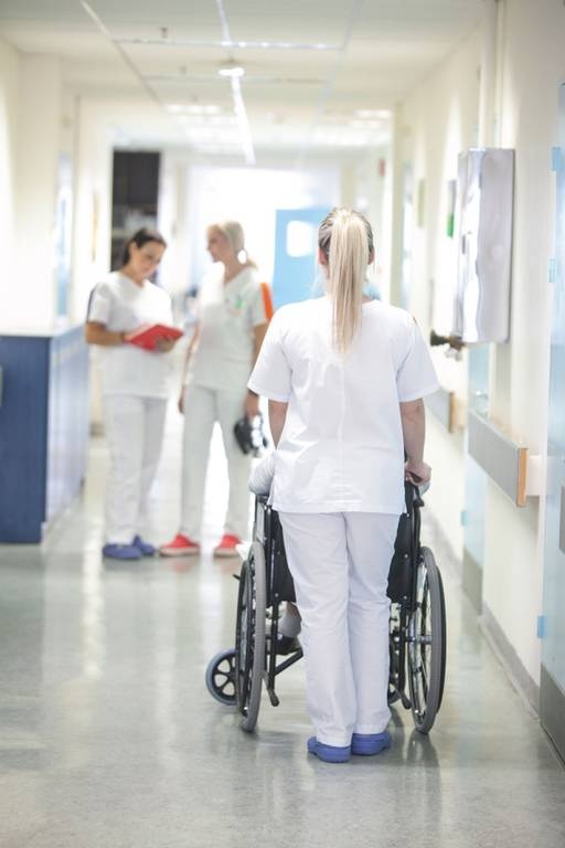 Το ΙΕΚ ΑΚΜΗ πρωτοπορεί στις σπουδές επαγγελμάτων υγείας