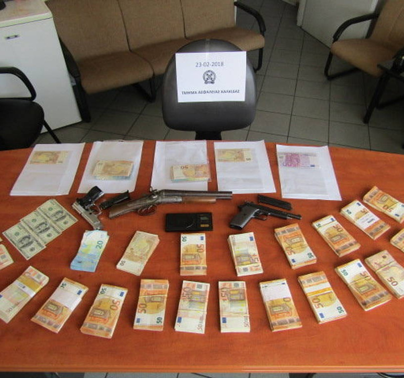 Χαλκίδα: Χειροπέδες σε δύο συμμορίες για τοκογλυφία, κλοπές και εκβιασμούς (pics)