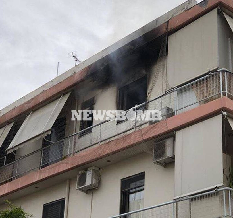 Φωτιά σε διαμέρισμα στο Ελληνικό (photos)