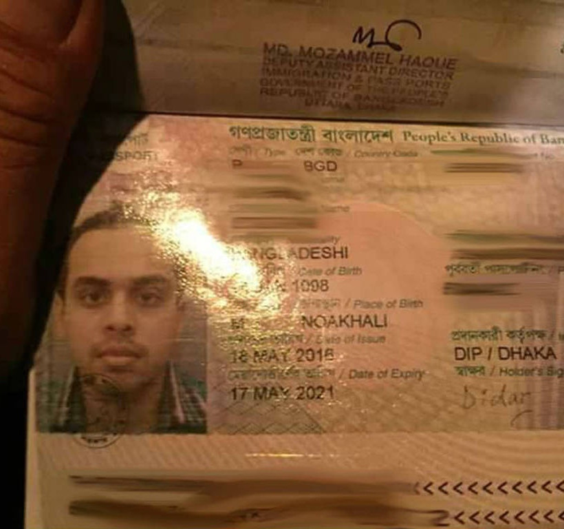 ΣΟΚ σε πτήση: Γδύθηκε, έβαλε πορνό και… πήρε αυτό που του άξιζε! (pics)