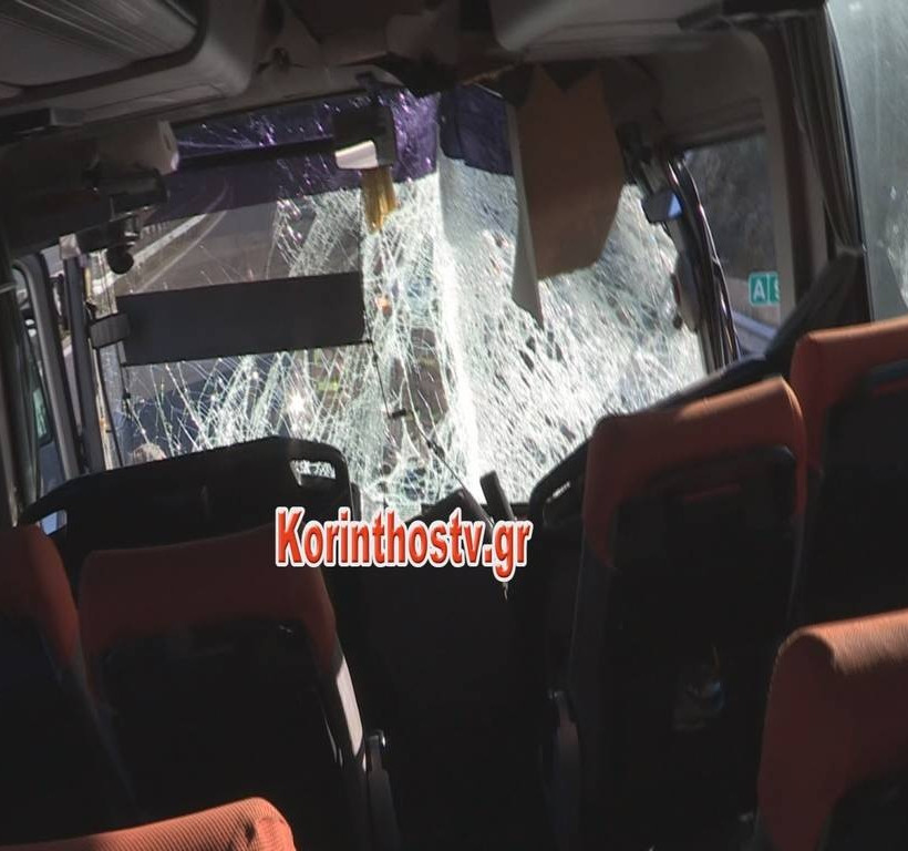 ΕΚΤΑΚΤΟ - Σοβαρό τροχαίο με λεωφορείο του ΚΤΕΛ στην Εθνική Οδό Κορίνθου – Τρίπολης - Εικόνες σοκ