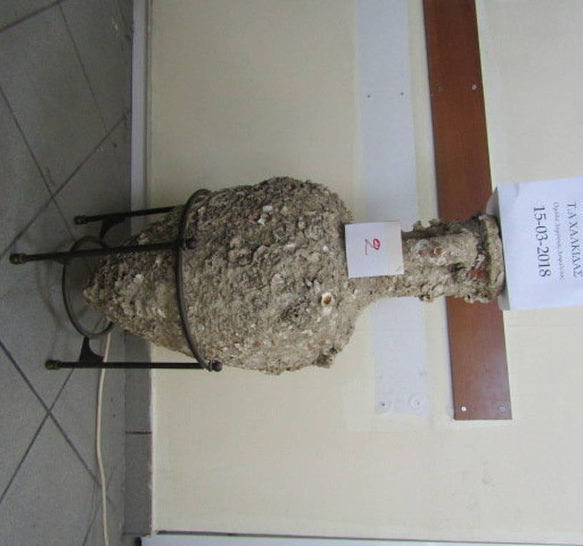 Χαλκίδα: Χειροπέδες σε 43χρονο αρχαιοκάπηλο (pics)