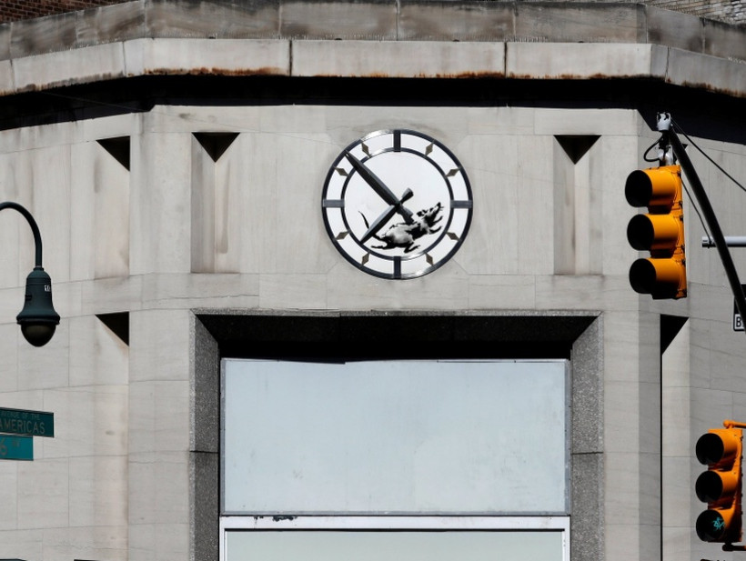O ανατρεπτικός Banksy «ξαναχτύπησε» κατά της «χούντας» Ερντογάν στην Τουρκία (Pics)