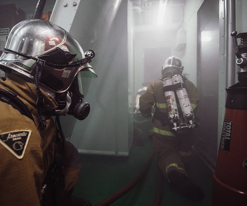 Οι εικόνες προκαλούν δέος - Δύναμη πυρός από το Πολεμικό Ναυτικό στο Μυρτώο Πέλαγος (pics)