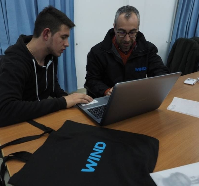 WIND: Άη Στράτη, ερχόμαστε κοντά! 