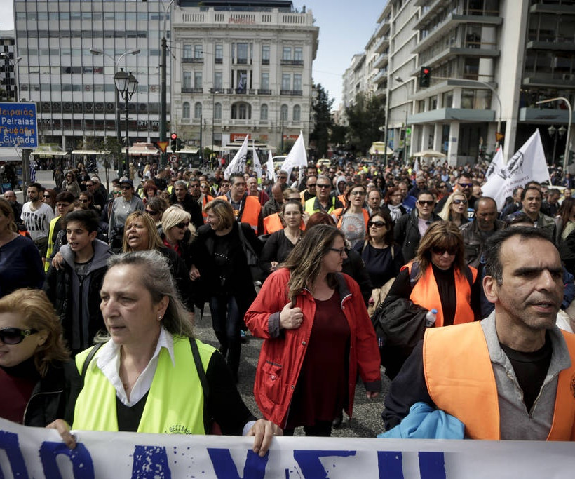 Στη Βουλή οι συμβασιούχοι των Δήμων
