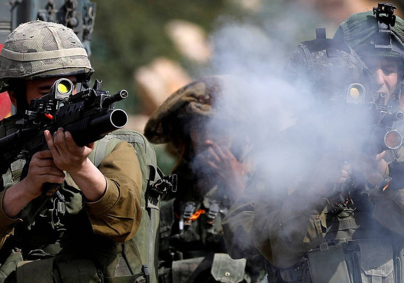 Με αίμα βάφτηκε η Γάζα: Ισραηλινοί στρατιώτες πυροβολούν διαδηλωτές στο «ψαχνό» - 70 τραυματίες