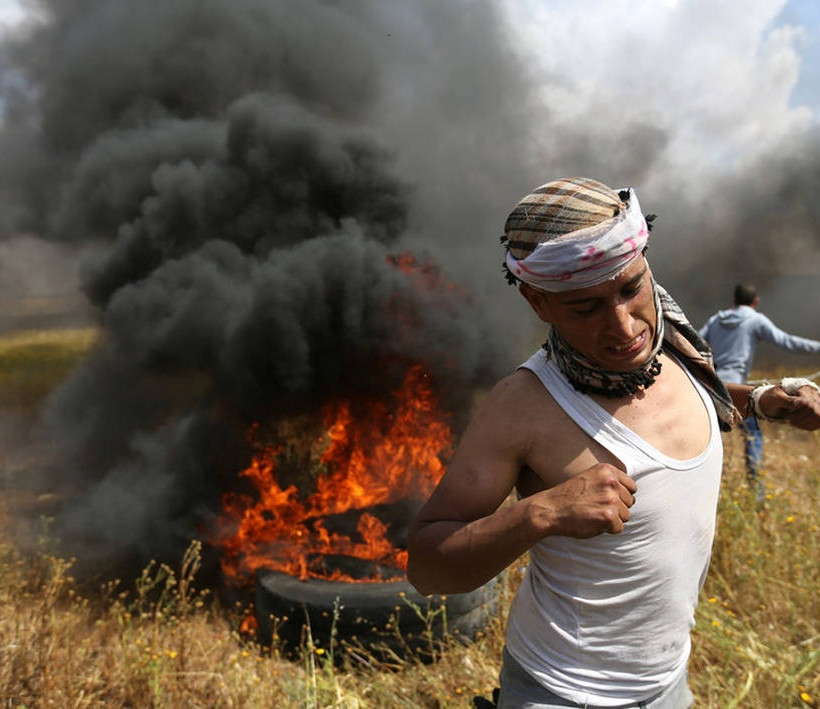 Με αίμα βάφτηκε η Γάζα: Ισραηλινοί στρατιώτες πυροβολούν διαδηλωτές στο «ψαχνό» - 70 τραυματίες
