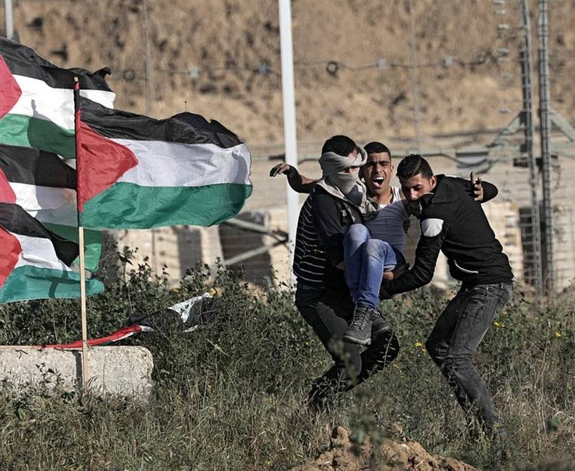 Με αίμα βάφτηκε η Γάζα: Ισραηλινοί στρατιώτες πυροβολούν διαδηλωτές στο «ψαχνό» - 70 τραυματίες