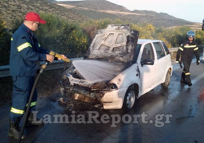 Λαμία: Άρπαξε το μωρό και βγήκε αμέσως από το αυτοκίνητο – Έπαθε σοκ με αυτό που είδε μπροστά του