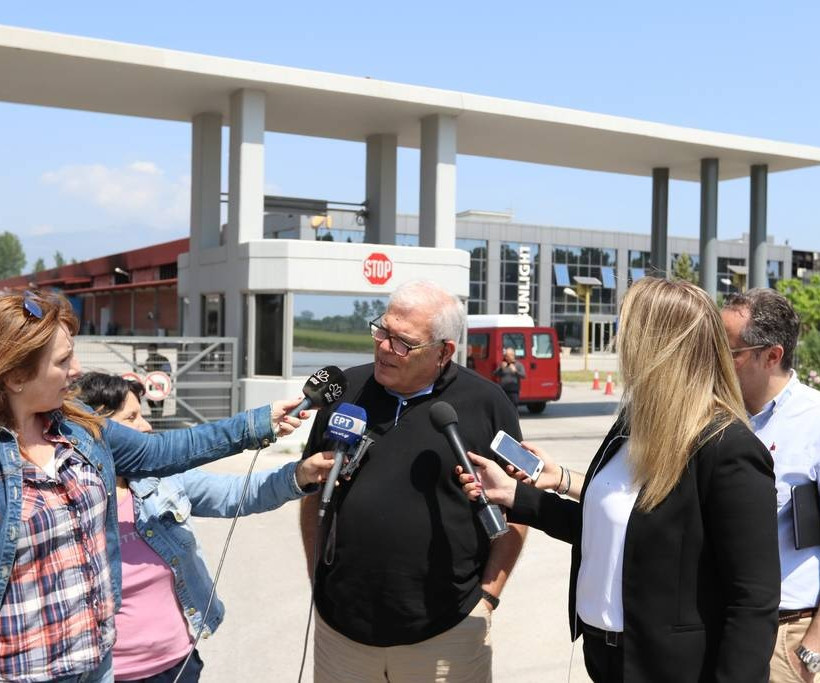 Ξάνθη: Η επόμενη μέρα της καταστροφικής πυρκαγιάς στο εργοστάσιο μπαταριών στο Νέο Όλβιο (pics)