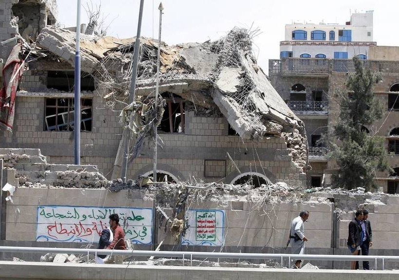 Μακελειό στην Υεμένη: Βομβάρδισαν το προεδρικό μέγαρο - Τουλάχιστον έξι νεκροί (pics)