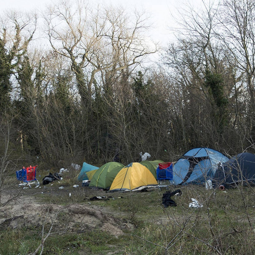 Φρίκη: Μετανάστης βίασε 10χρονη και αθωώθηκε. Ο λόγος θα σας εξοργίσει περισσότερο!