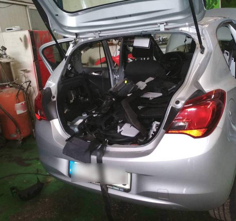 Εξαρθρώθηκε σπείρα που είχε «ρημάξει» τα οχήματα στην Αττική (pics)