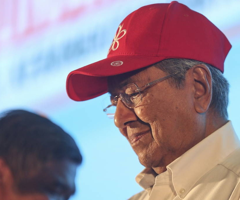 Η μεγάλη έκπληξη στη Μαλαισία: Πρωθυπουργός ετών 92! (pics)