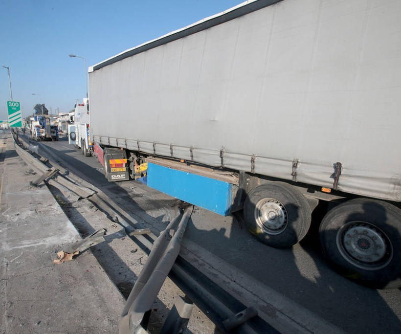 Στη φυλακή ο οδηγός της νταλίκας που σκόρπισε το θάνατο στον Κηφισό