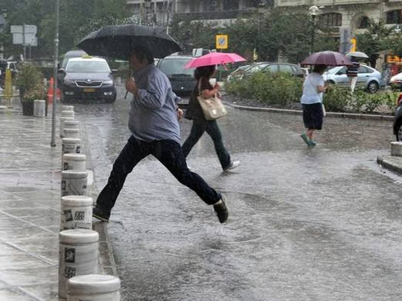 Καιρός: Πού θα βρέξει σήμερα Δευτέρα (14/5) - Αναλυτική πρόγνωση