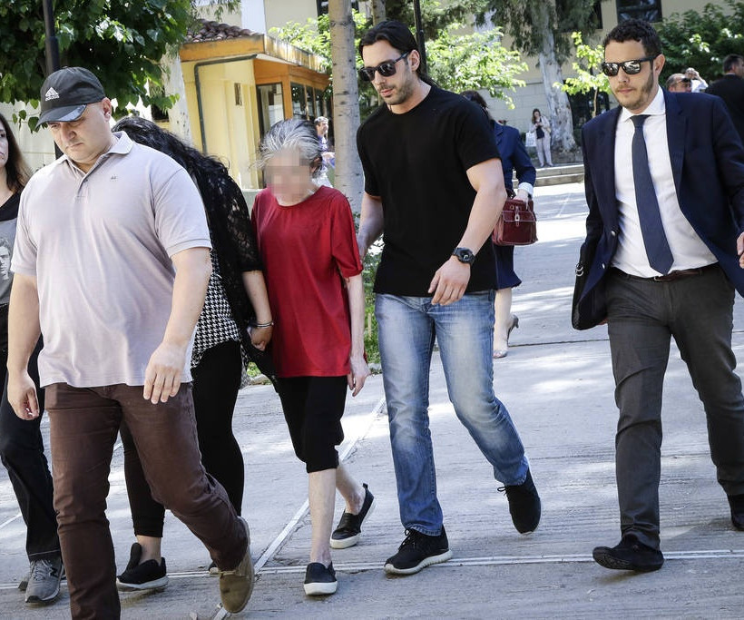 Πετρούπολη: Συγκλονίζει ο αδερφός της 19χρονης βρεφοκτόνου