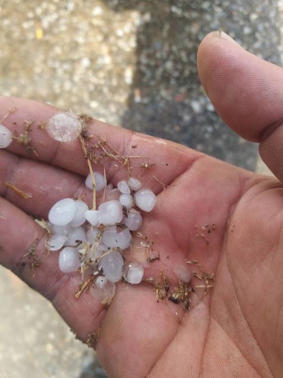 Καιρός: Σφοδρή χαλαζόπτωση έπληξε τα χωριά του Κιλελέρ - Μεγάλες ζημιές σε καλλιέργειες (pics&vid)