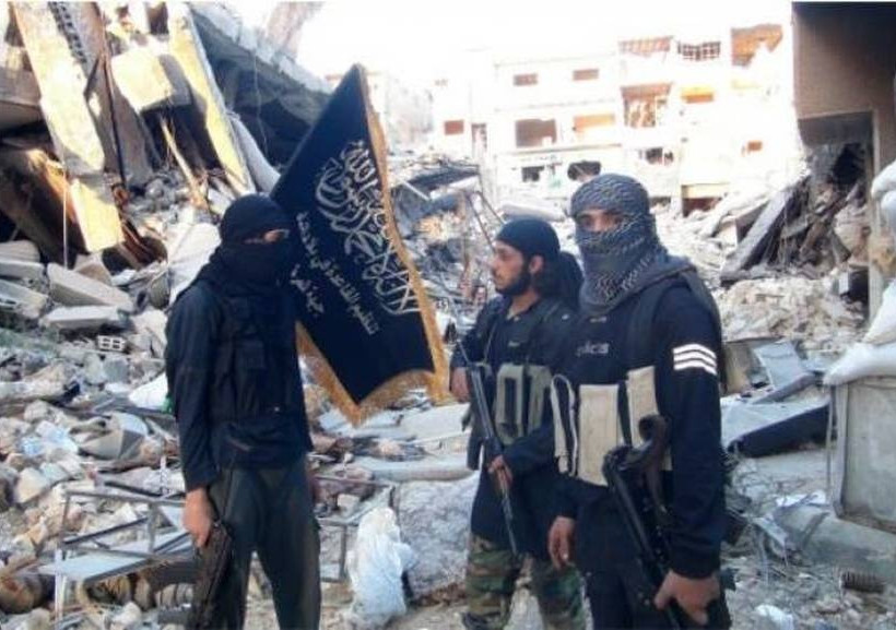 Συρία: Εγκαταλείπουν τη Δαμασκό οι τζιχαντιστές του ISIS – Ελεύθερη μετά από έξι χρόνια η πρωτεύουσα