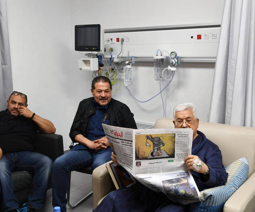 Από πνευμονία πάσχει ο Μαχμούντ Αμπάς