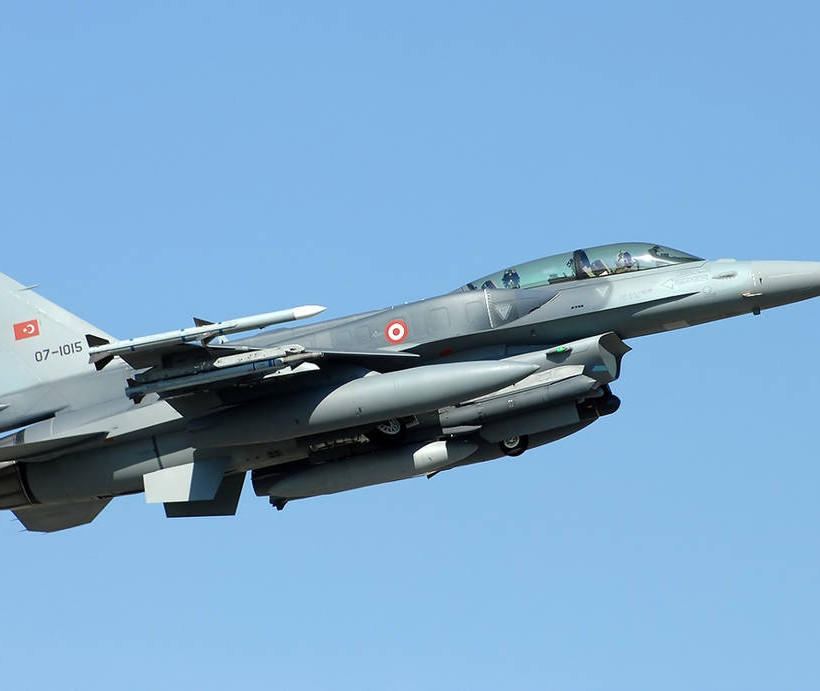 «Σουρωτήρι» ξανά το Αιγαίο: 56 παραβιάσεις από τουρκικά αεροσκάφη