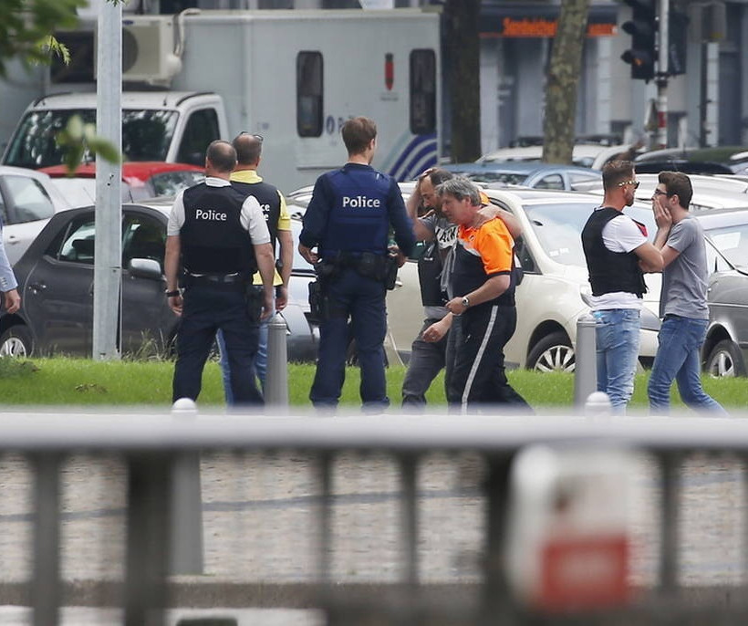 Βέλγιο: Το Ισλαμικό Κράτος ανέλαβε την ευθύνη για το μακελειό στη Λιέγη (pics+vids)