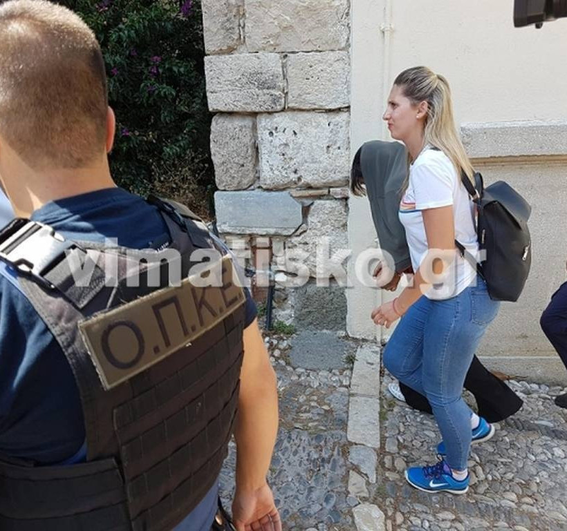 Λέρος: Φρίκη και ερωτήματα για τους γονείς «τέρατα» (pics&vids)