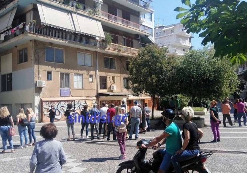 Τρόμος στο Αγρίνιο: Απειλούσε να ρίξει βρέφος από το μπαλκόνι της πολυκατοικίας 