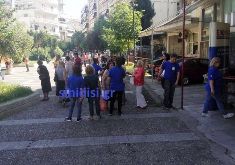 Τρόμος στο Αγρίνιο: Απειλούσε να ρίξει βρέφος από το μπαλκόνι της πολυκατοικίας 