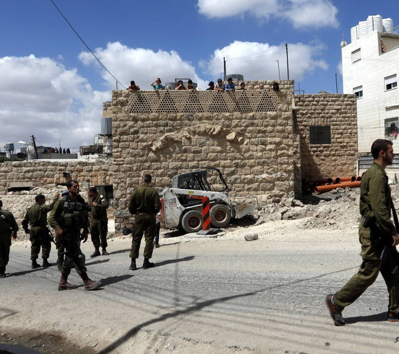 Ισραήλ: Παλαιστίνιος έπεσε νεκρός από ισραηλινά πυρά (pics)