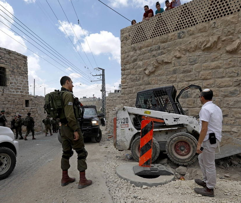 Ισραήλ: Παλαιστίνιος έπεσε νεκρός από ισραηλινά πυρά (pics)