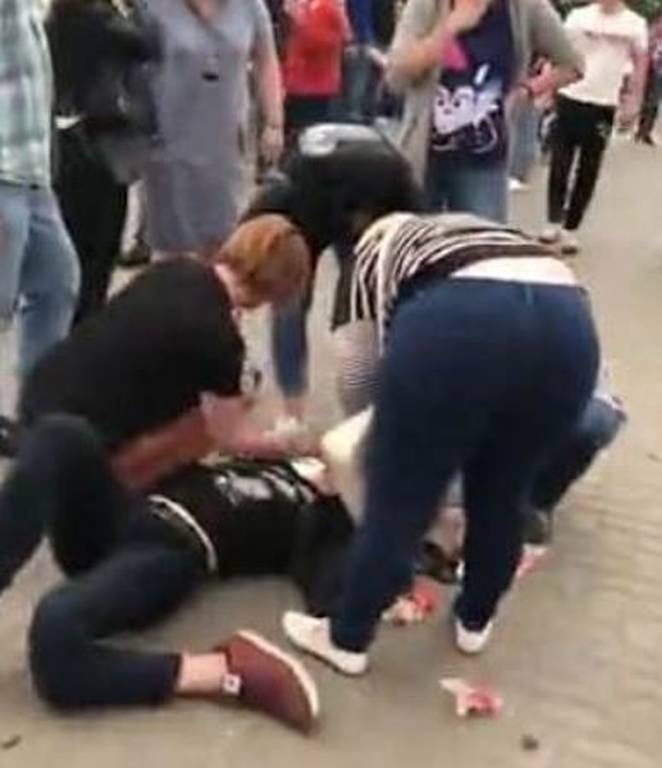 Βίντεο - σοκ: Αυτοκίνητο εκσφενδονίζει στον αέρα τρεις μαθητές (ΠΡΟΣΟΧΗ – ΠΟΛΥ ΣΚΛΗΡΕΣ ΕΙΚΟΝΕΣ)