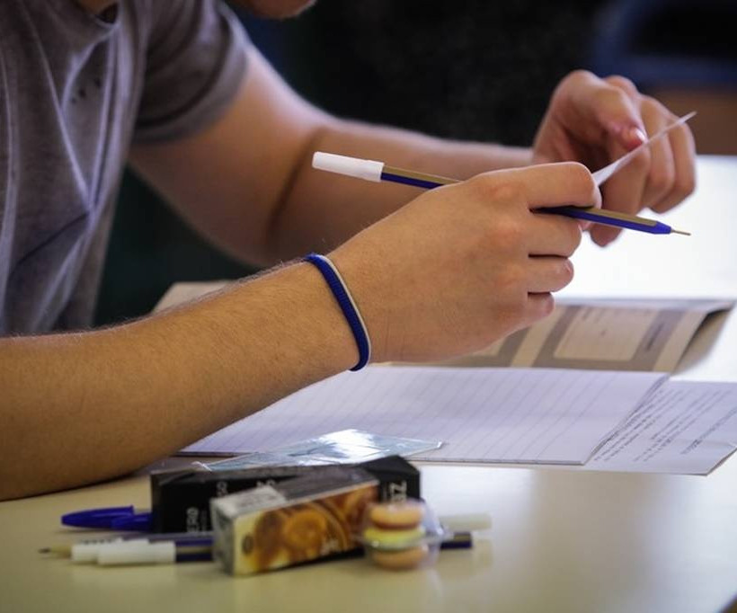 ΕΚΤΑΚΤΟ: Πανελλήνιες 2018 ΕΠΑΛ: Αυτά είναι τα θέματα που «έπεσαν» σήμερα