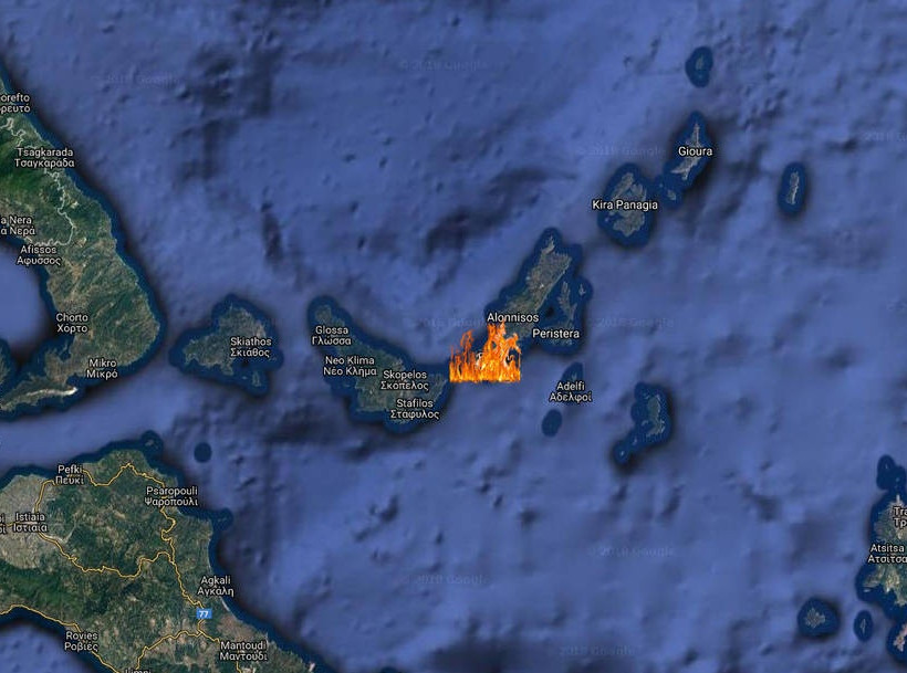 Φωτιά ΤΩΡΑ στη Αλόννησο (χάρτης)