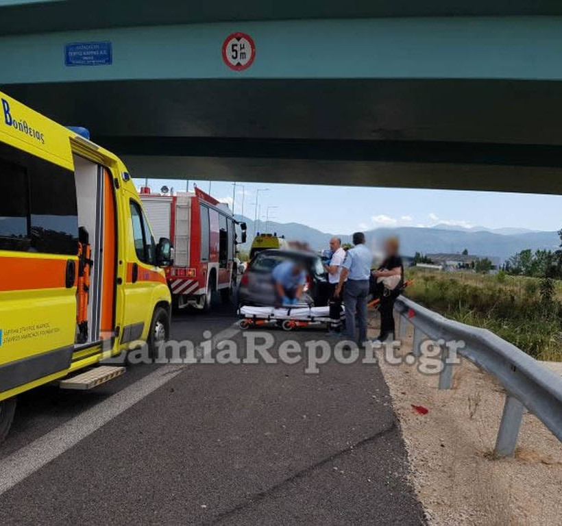 Τρομακτικό τροχαίο στην Εθνική Οδό Αθηνών – Λαμίας (ΠΡΟΣΟΧΗ – ΣΚΛΗΡΕΣ ΕΙΚΟΝΕΣ)