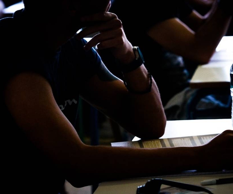 Η απίστευτη γκάφα στις Εξετάσεις: Ποιοι μαθητές εξετάστηκαν σε μικρότερη ύλη από τους άλλους